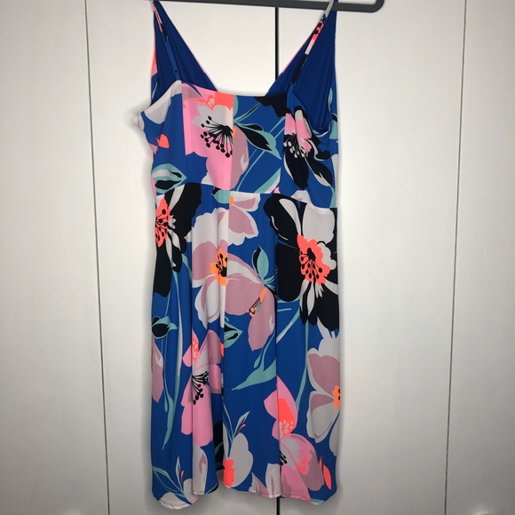 NWT Express Mini Dress 💕 - Picture 4 of 5